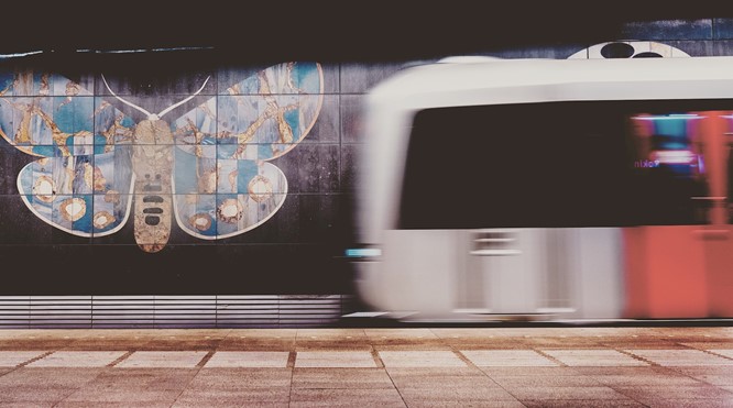 CONTROLE EN AFHANKELIJKHEID